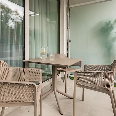 アパート Velamar Lividus By Solarento シフィノウイシチェ