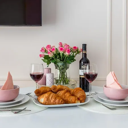 Velamar Lividus By Solarento アパート シフィノウイシチェ