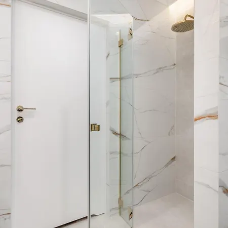 アパート Velamar Lividus By Solarento シフィノウイシチェ