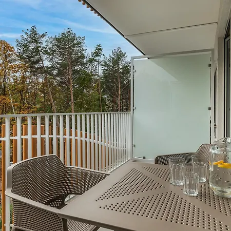 Velamar Lividus By Solarento