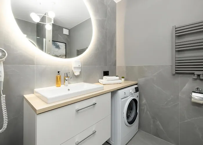 Velamar Lividus By Solarento